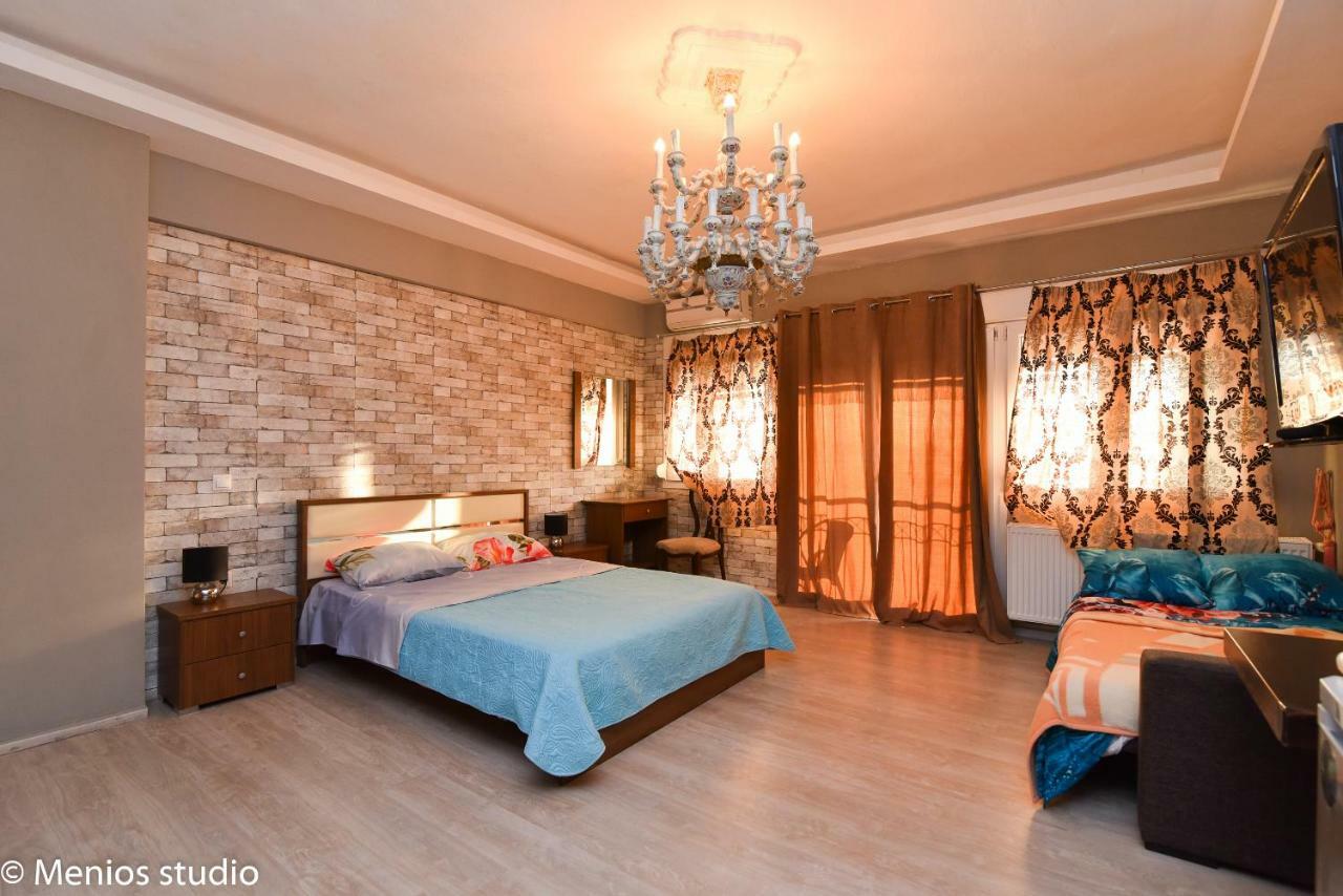 Menios Apartments And Studios Nea Kallikrateia 外观 照片