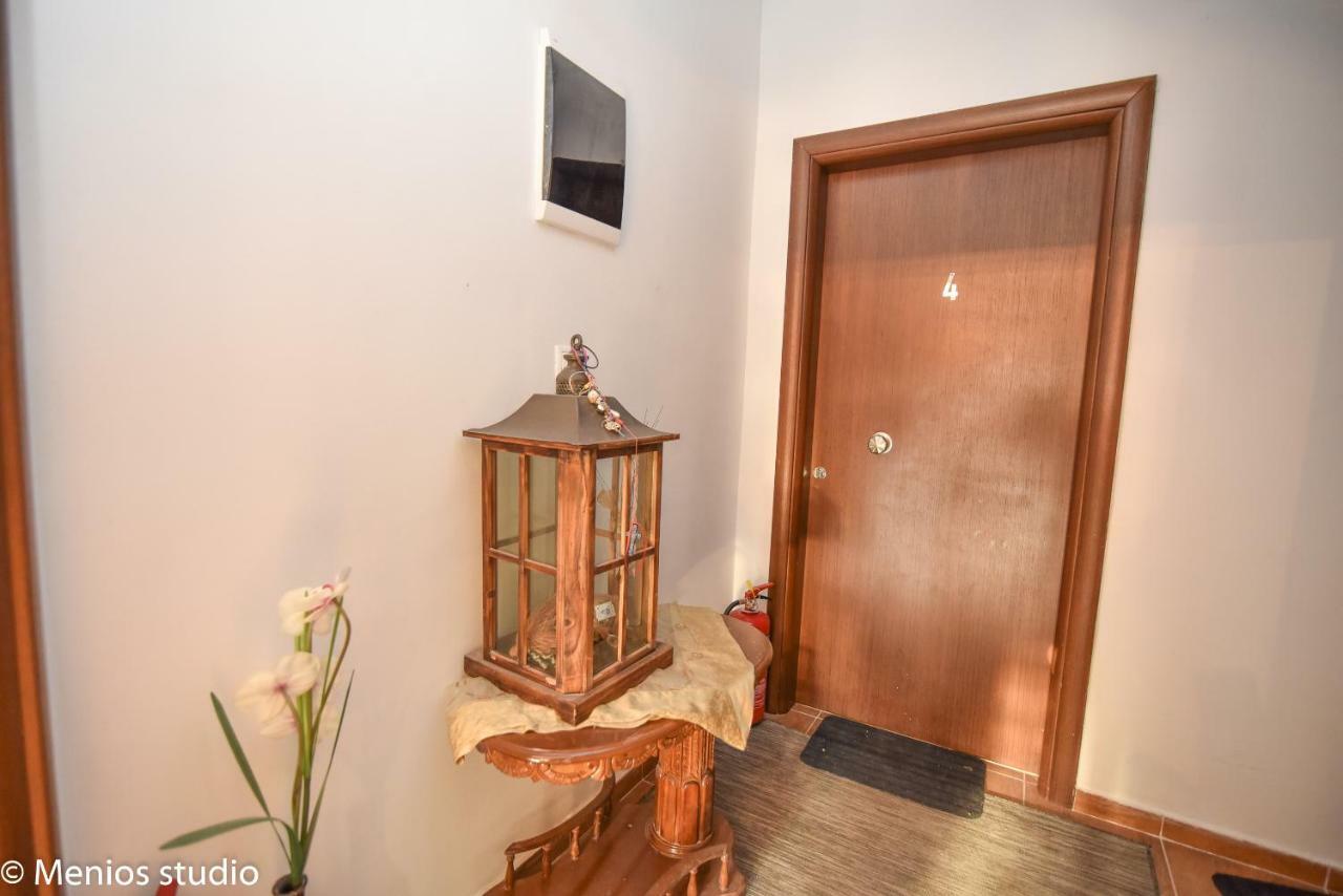 Menios Apartments And Studios Nea Kallikrateia 外观 照片